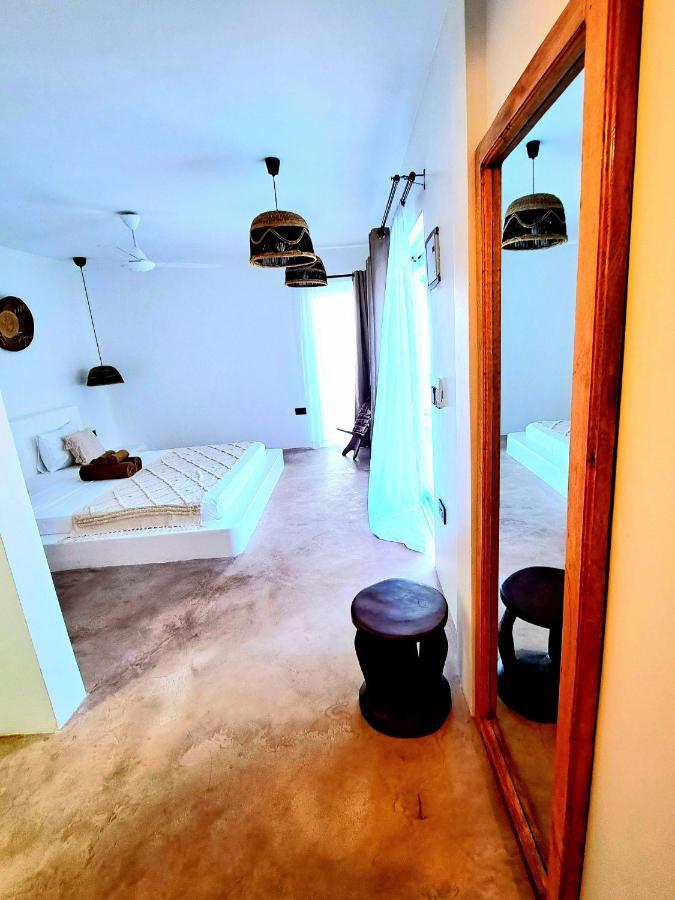 Boho Boutique Hotel - Beachfront , Adults Only , Private Pool Кивенгва Номер фото