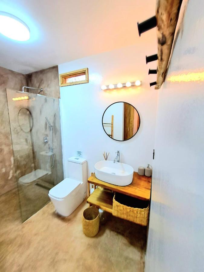 Boho Boutique Hotel - Beachfront , Adults Only , Private Pool Кивенгва Экстерьер фото