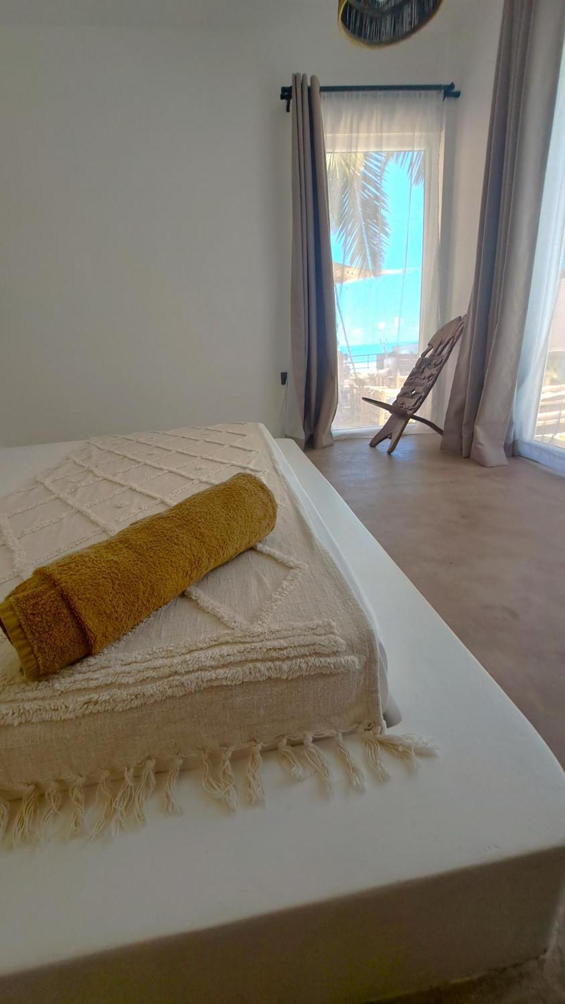 Boho Boutique Hotel - Beachfront , Adults Only , Private Pool Кивенгва Экстерьер фото