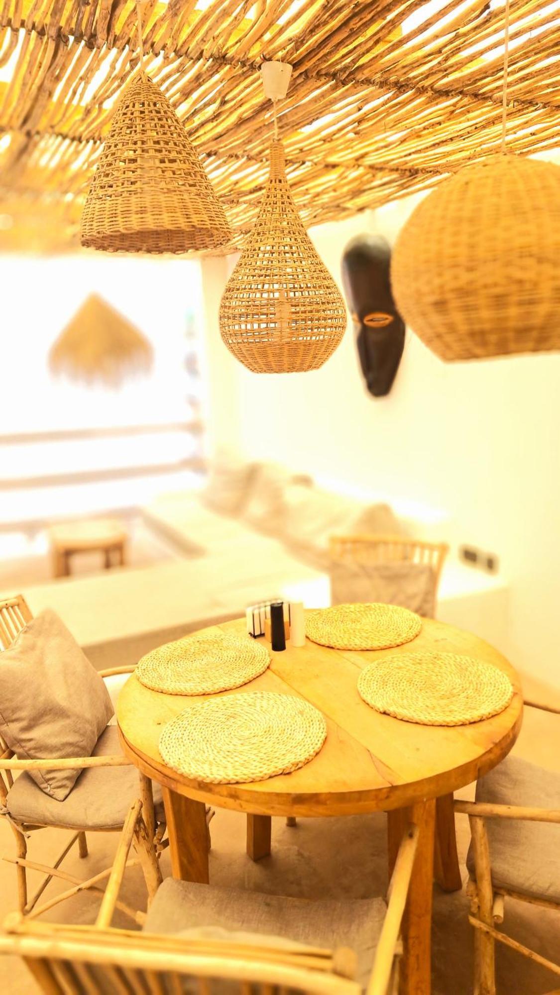 Boho Boutique Hotel - Beachfront , Adults Only , Private Pool Кивенгва Экстерьер фото