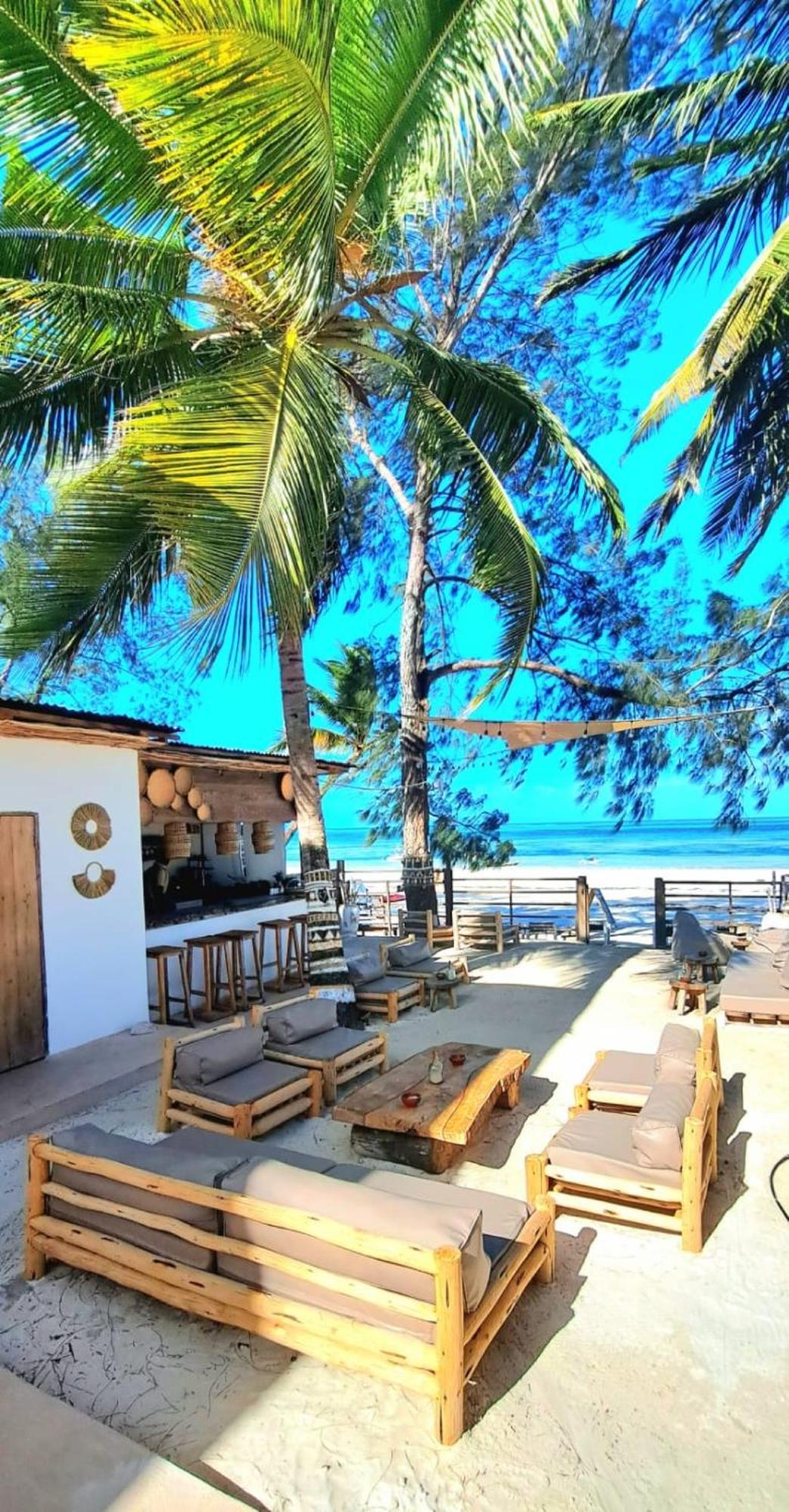 Boho Boutique Hotel - Beachfront , Adults Only , Private Pool Кивенгва Экстерьер фото