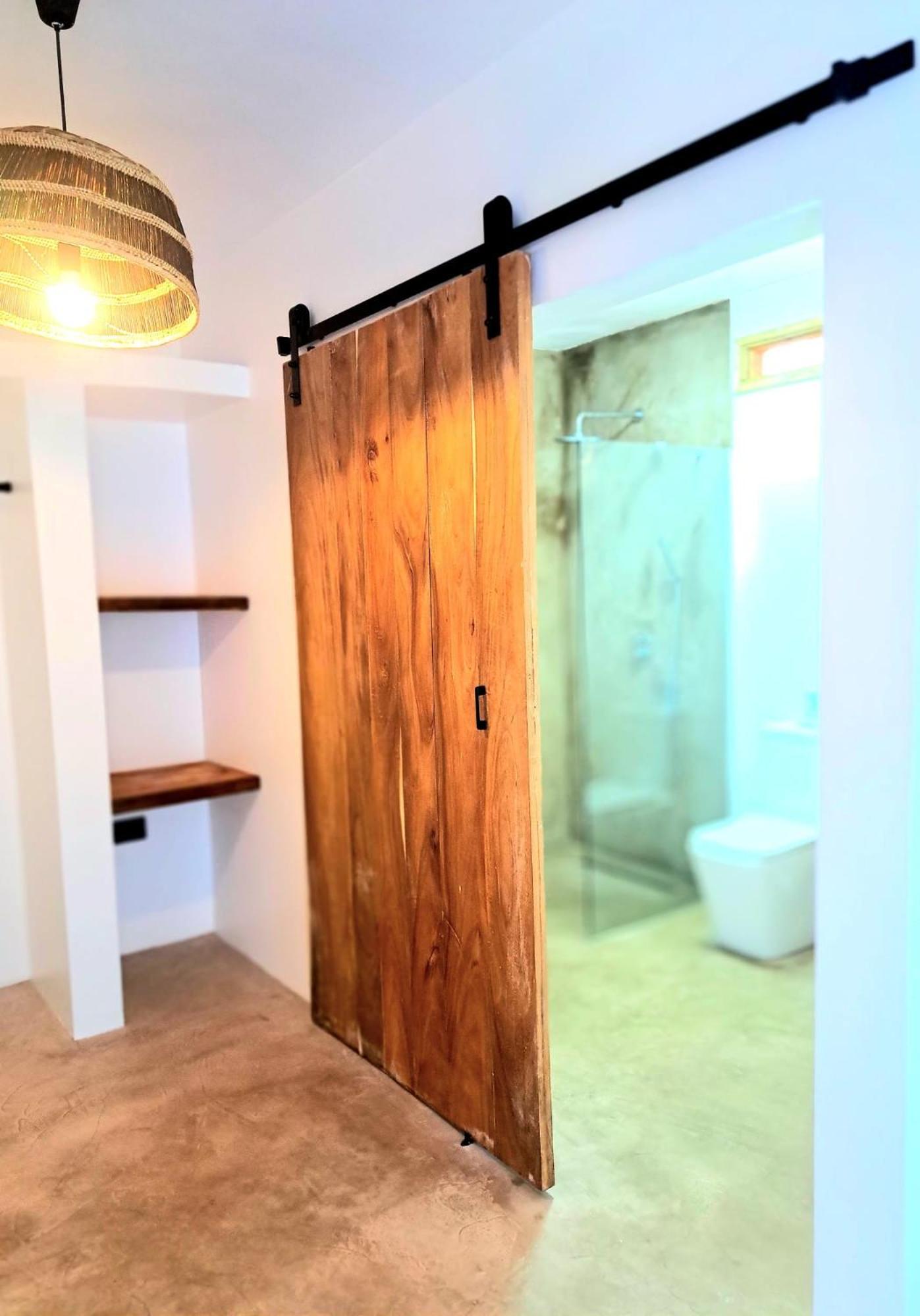 Boho Boutique Hotel - Beachfront , Adults Only , Private Pool Кивенгва Номер фото