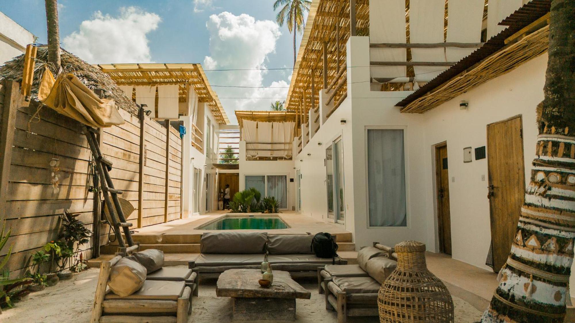 Boho Boutique Hotel - Beachfront , Adults Only , Private Pool Кивенгва Экстерьер фото