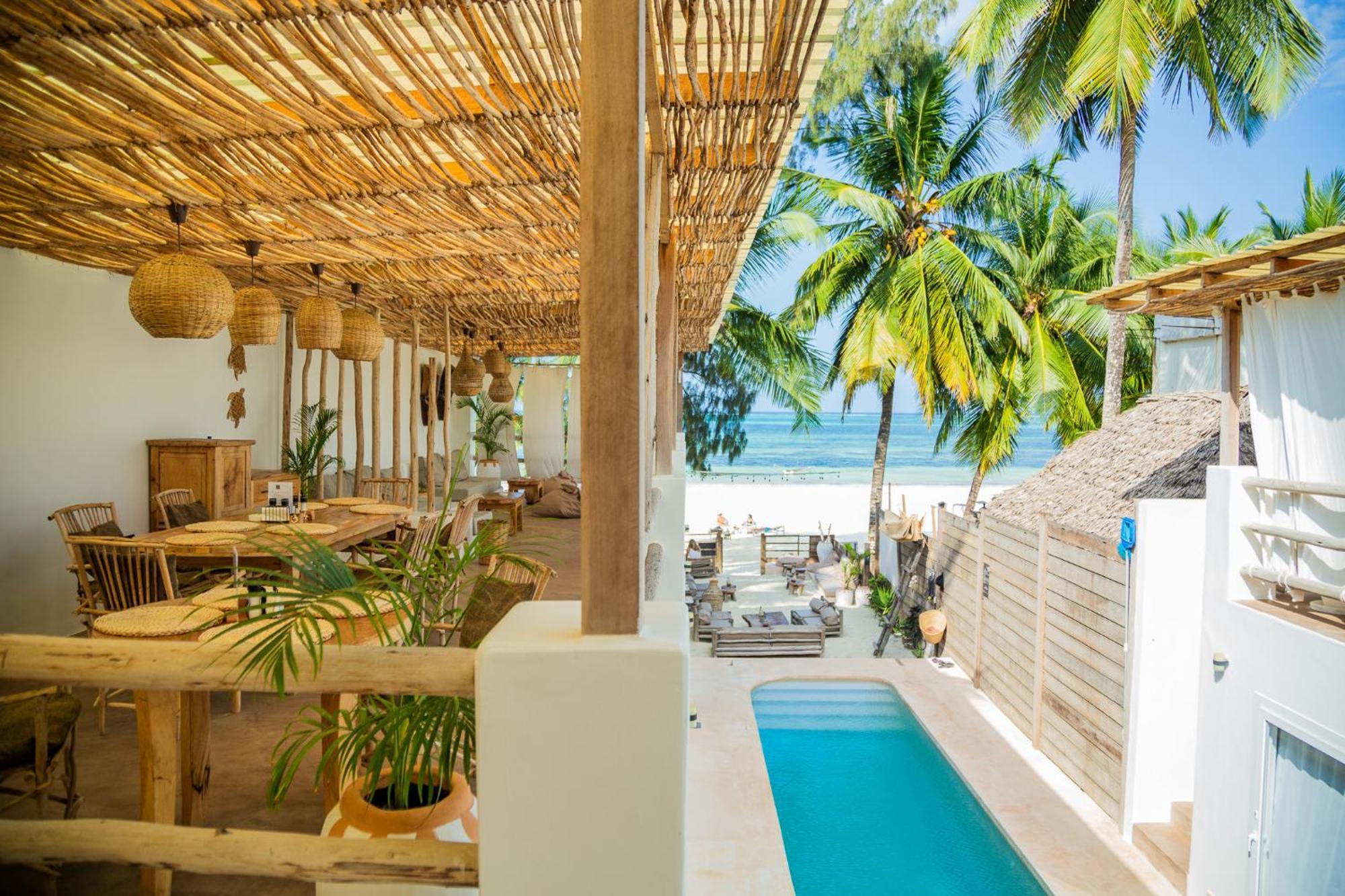 Boho Boutique Hotel - Beachfront , Adults Only , Private Pool Кивенгва Экстерьер фото