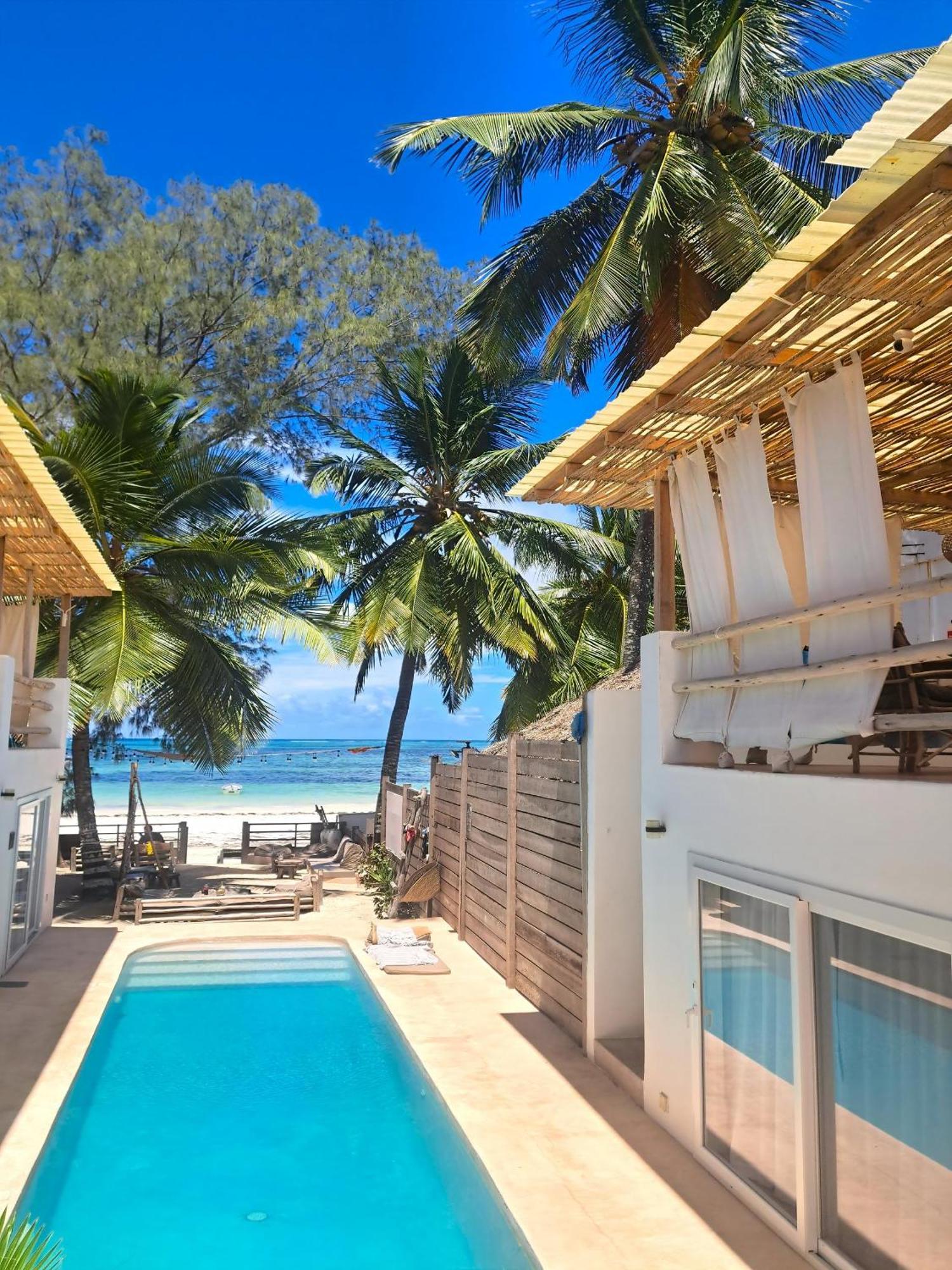 Boho Boutique Hotel - Beachfront , Adults Only , Private Pool Кивенгва Экстерьер фото