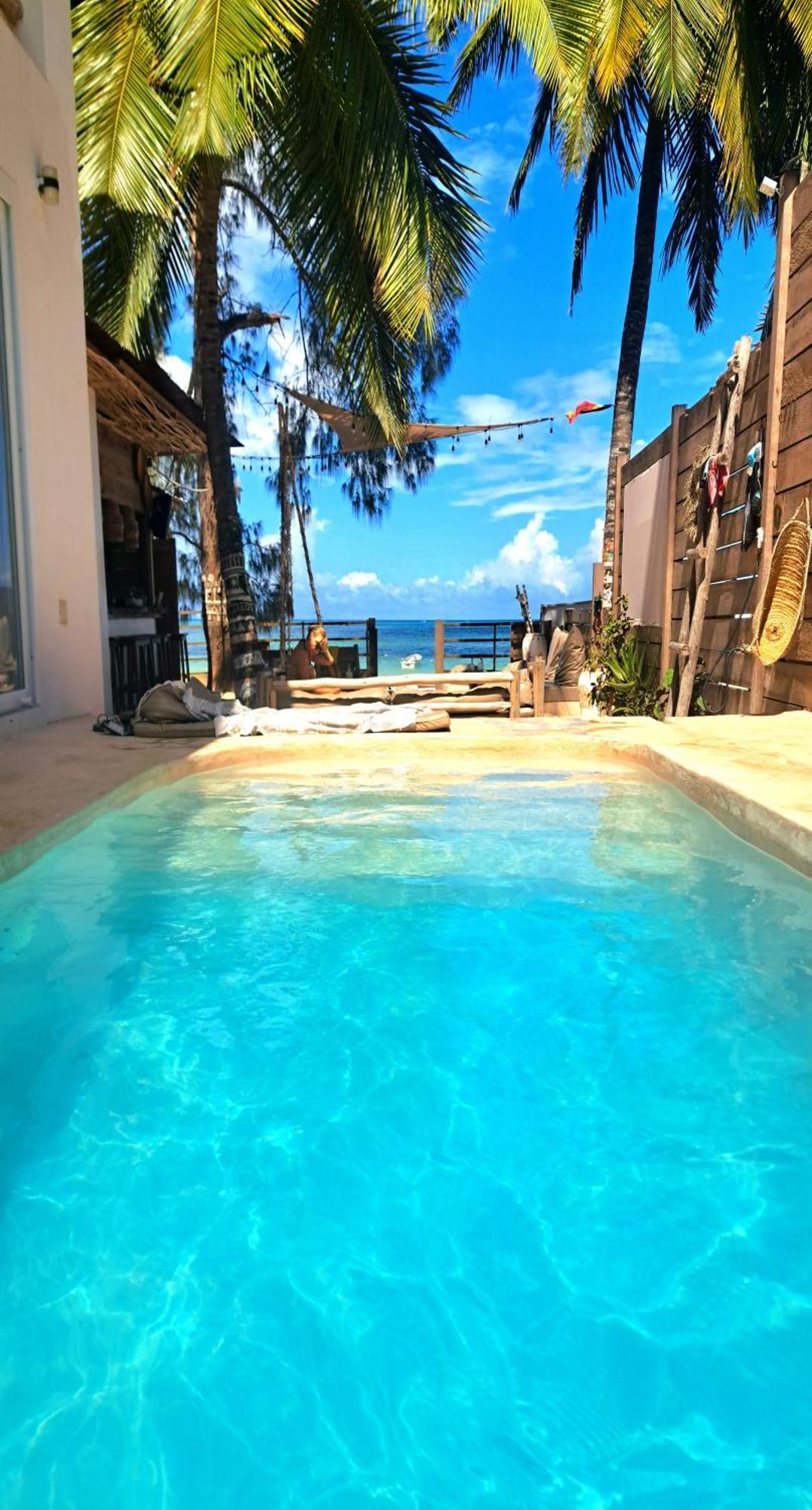 Boho Boutique Hotel - Beachfront , Adults Only , Private Pool Кивенгва Экстерьер фото